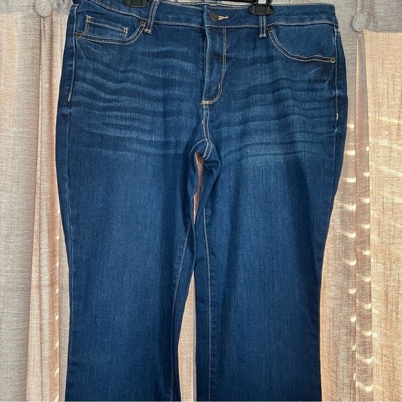 NWT Sonoma The Everyday Jean Bootcut Dark Denim Mid Rise Size 12 - Picture 3 of 12